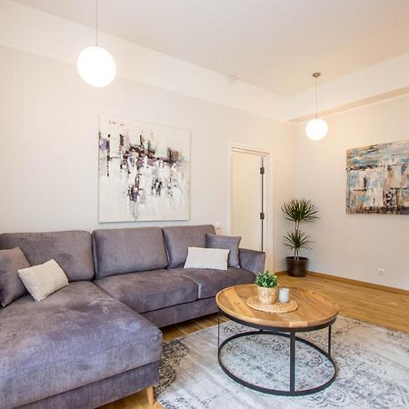 Lossi 32 Cozy Apartment Тарту Экстерьер фото
