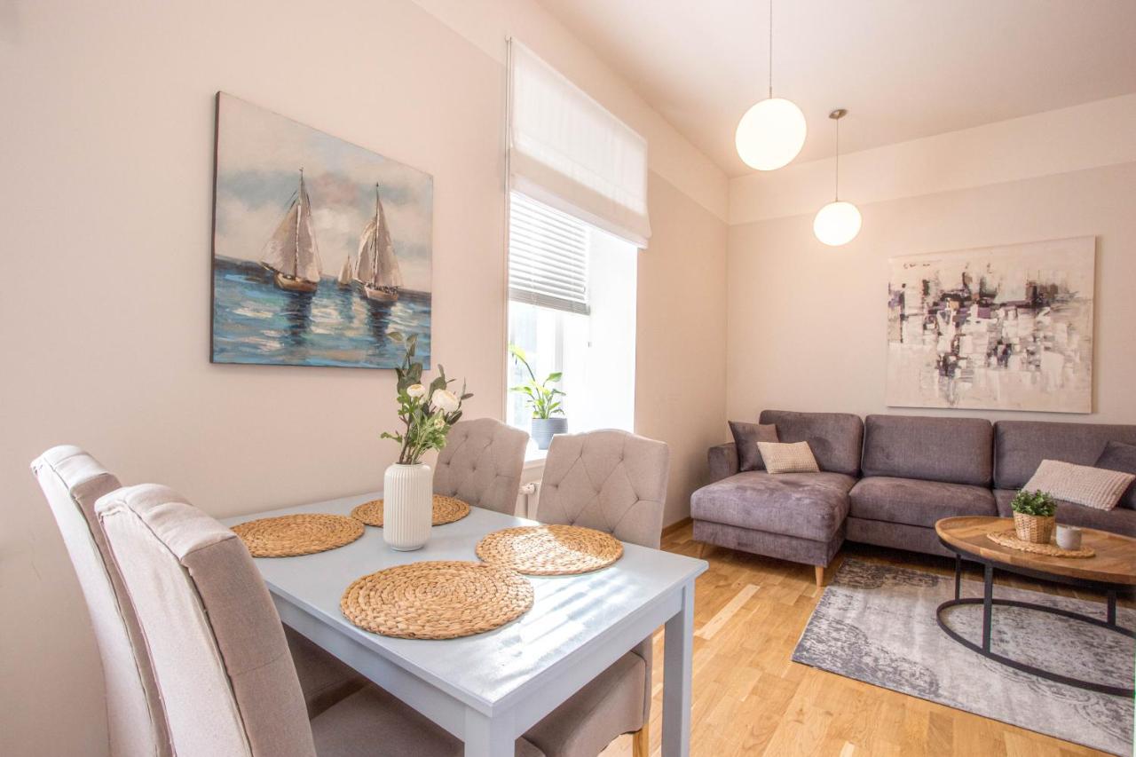 Lossi 32 Cozy Apartment Тарту Экстерьер фото